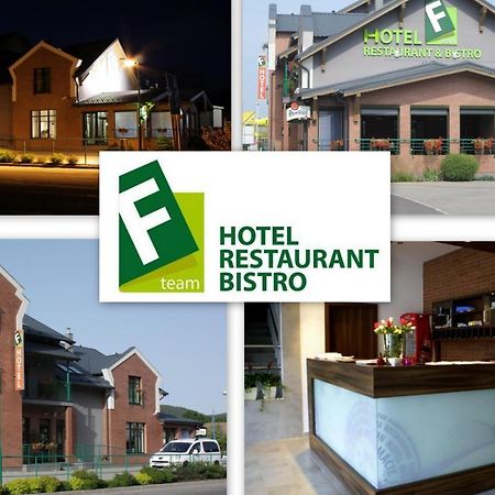 F - Team Hotel Liptovsky Hradok Luaran gambar